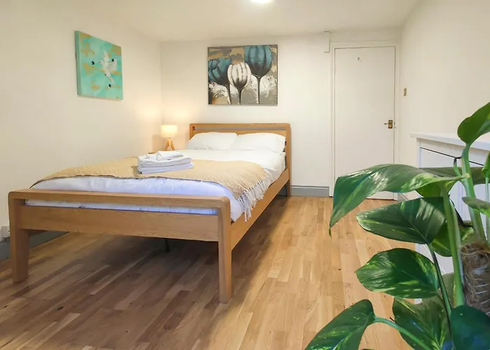 Appartement Base78, Your Place In Bristoi, Close To Station, Harbourside & *