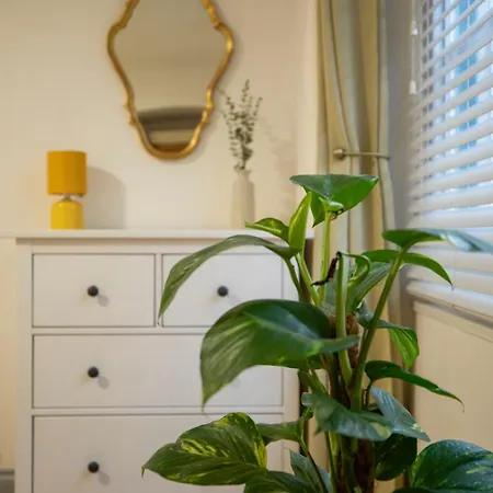 Base78, Your Place In Bristoi, Close To Station, Harbourside & Bristol